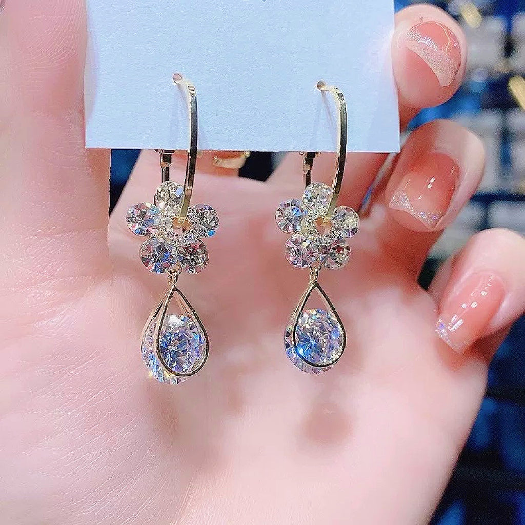 💎 Oneswear® Crystal Flower Germanium Earrings (🔥Last Day Sale - Save up to 80%!)